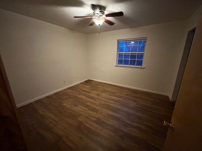 Photo - 313 Russell Ave