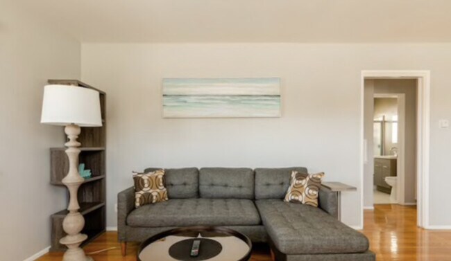 Photo - 191 E Fillmore St