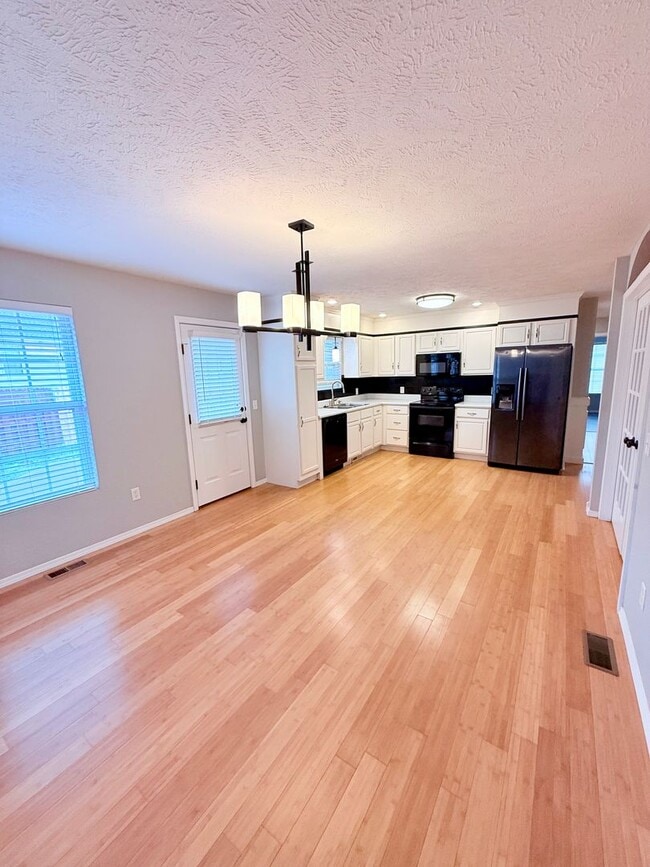 Photo - Bent Tree Subdivision - 4 BR - 2 Living Areas - 3 Car