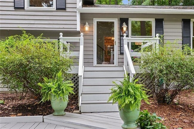 Photo - 130 Cains Cove Dr