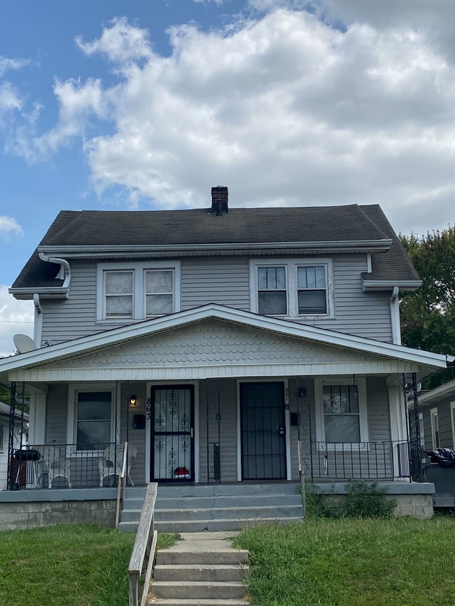 Photo - 861 N Drexel Ave Unit 861 N Drexel Ave