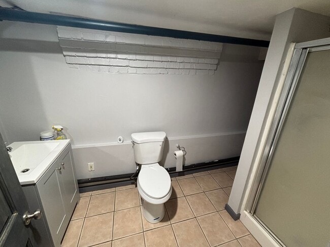 163 Ackley Ave Unit 1