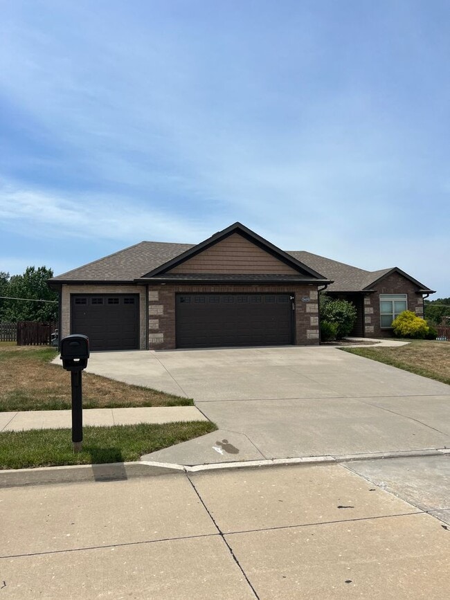 Photo - 3 bedroom, 2 bathroom, 2 car garage, single family home located on the south of town
