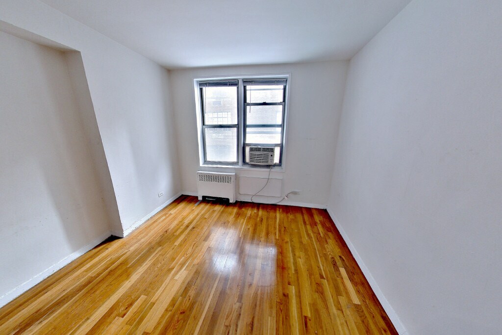 Photo - 340 E 58th St Unit 6F