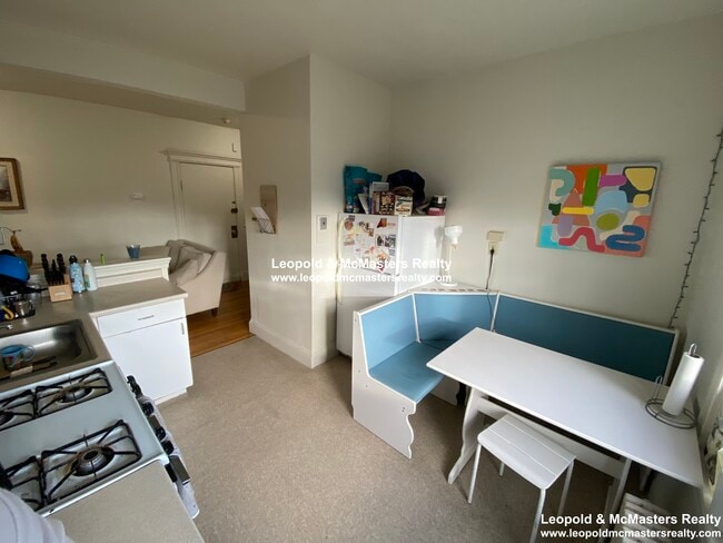 Photo - 1789 Beacon St