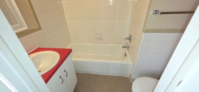 Photo - 2542 S Regina Ave