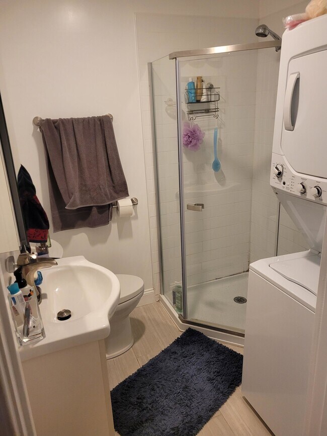 Photo - 25 MacArthur St Unit 1R