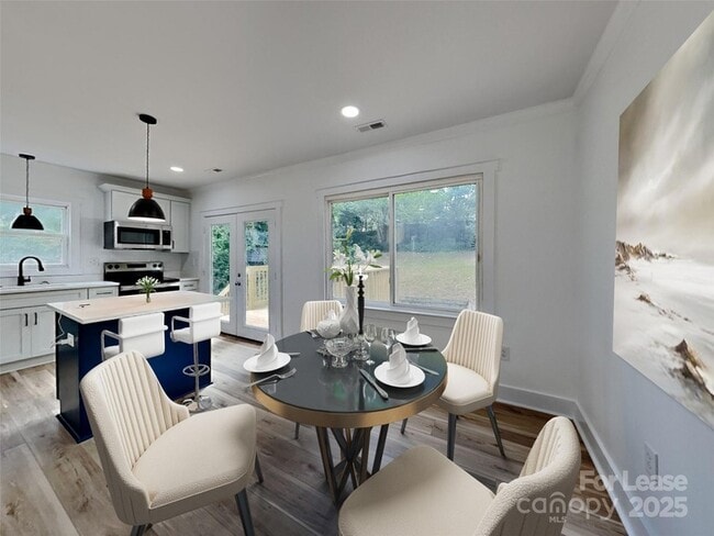 Photo - 2633 Brentwood Pl