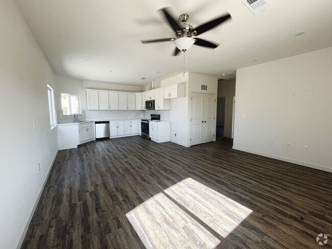 Building Photo - Coyote Run Duplexes Unit 9000 Owl Canyon Lane  1 Rental