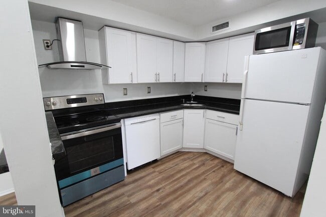 Photo - 912 Aspen Dr