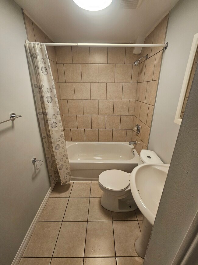 Photo - 12 Harry Crescent Unité 5