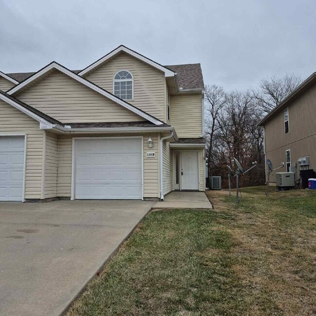 1205 Pebblecreek Dr Unit D