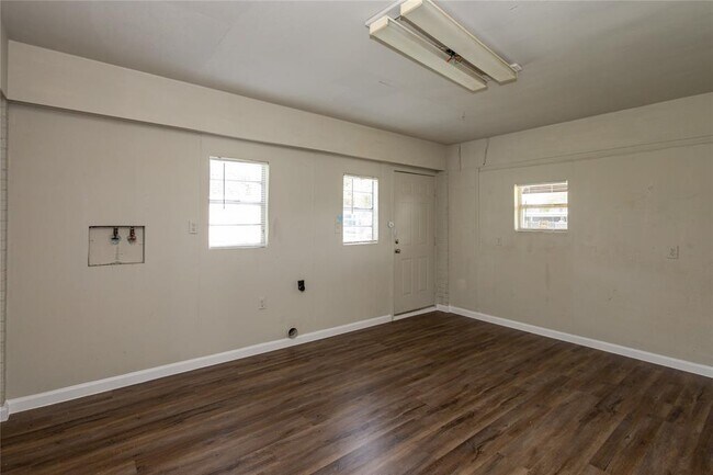 Photo - 1910 Pierce St