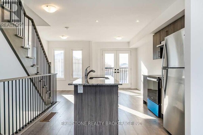 Photo - 79 Fairlane Ave