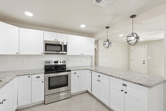 Photo - 5113 E Bellevue St