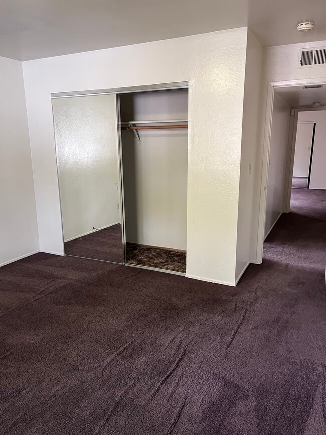 Photo - 11810 Foothill Way