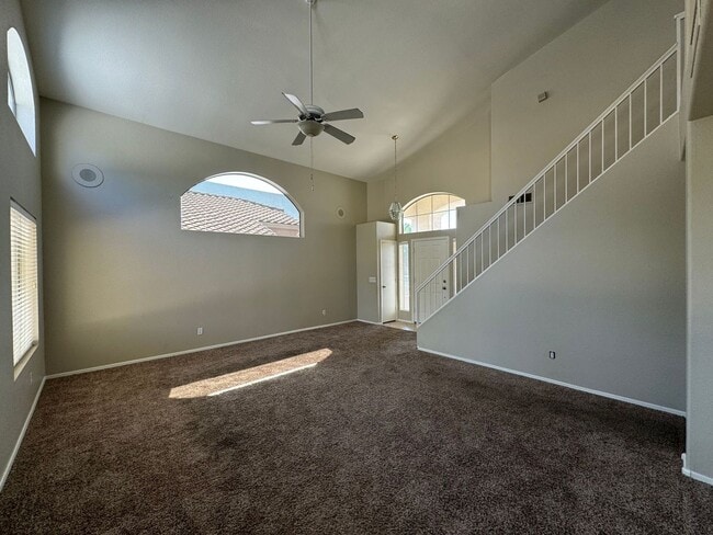 440 W Calle Monte Vista