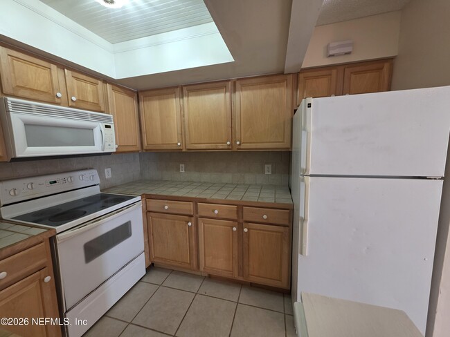 Photo - 1603 Challenger Ct W Unit 1603