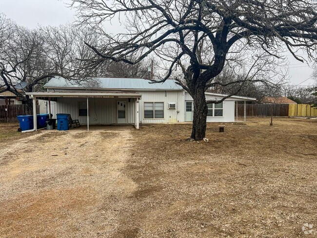 Building Photo - 610 Guadalupe St Rental