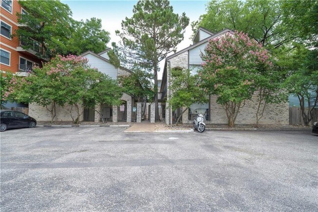 Building Photo - 2815 Rio Grande St Unit 112 Rental
