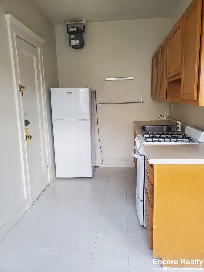 Photo - 140 Columbia St