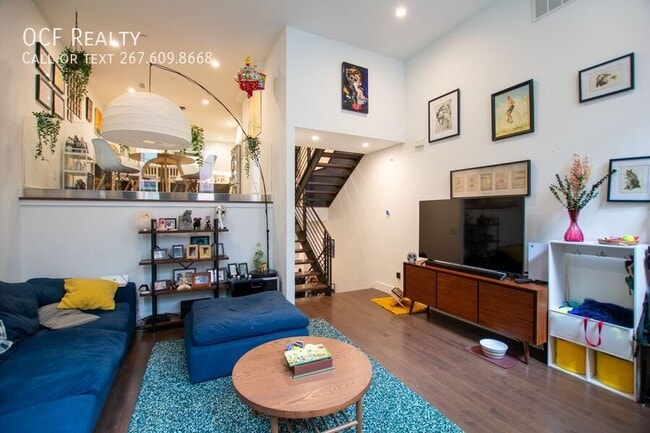 Building Photo - 1317 S Woodstock St Rental