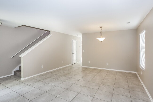 Photo - 4024 Larkhaven Village Dr