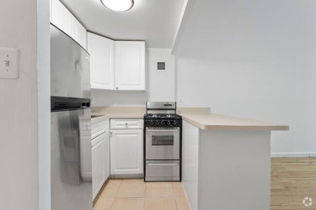 Building Photo - 0 bedroom in New York NY 10010 Unit 01B Rental