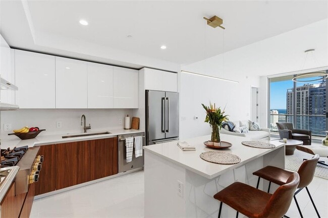 Photo - 400 Central Ave Unidad 1504