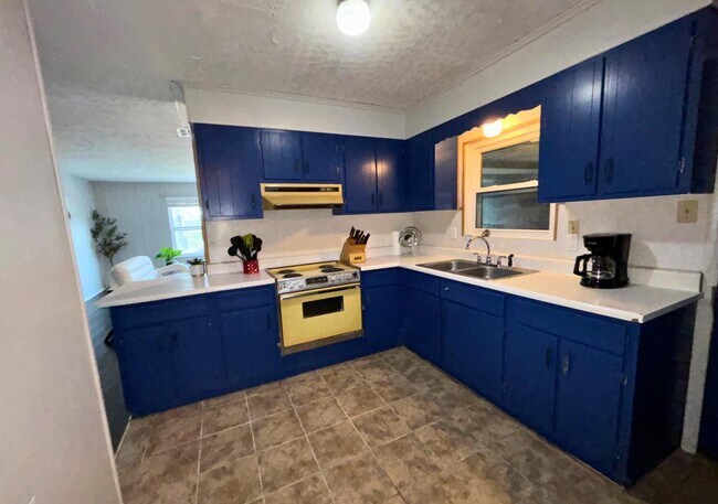 Photo - 13025 Joliet St