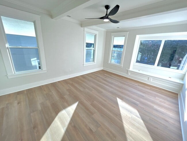 Photo - 280 N McNeil St