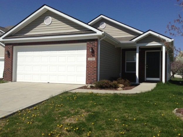 Building Photo - 10261 Sunvista Ct