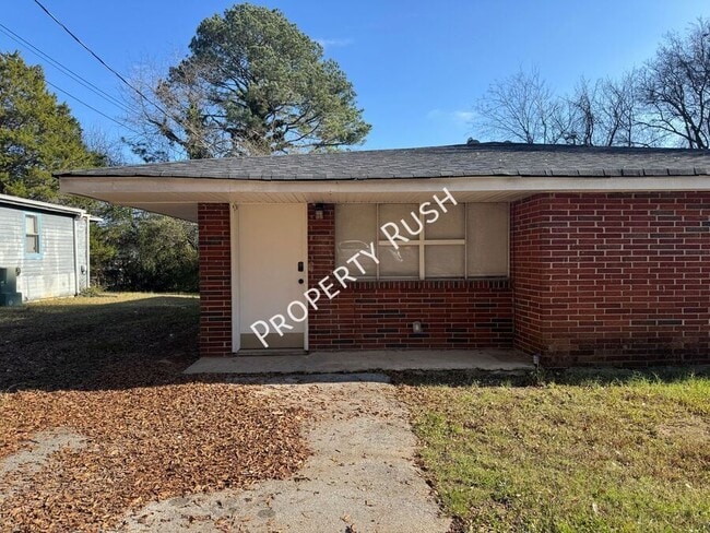 Building Photo - 1014 N Larchmont Dr Unit B