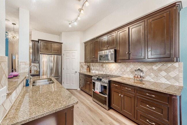 Photo - 1009 Taulbee Ln Unit H