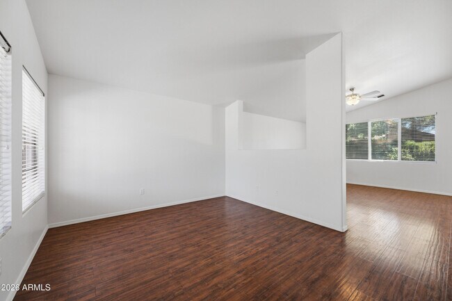 Photo - 1571 E Orchid Ct