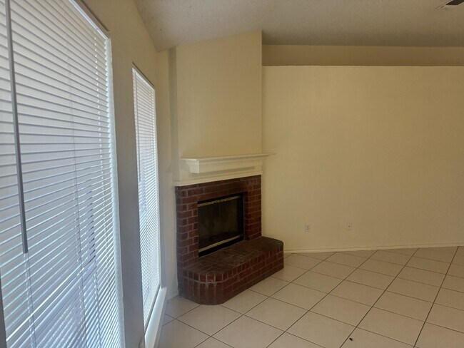 Photo - 8424 Cove Meadow Ln