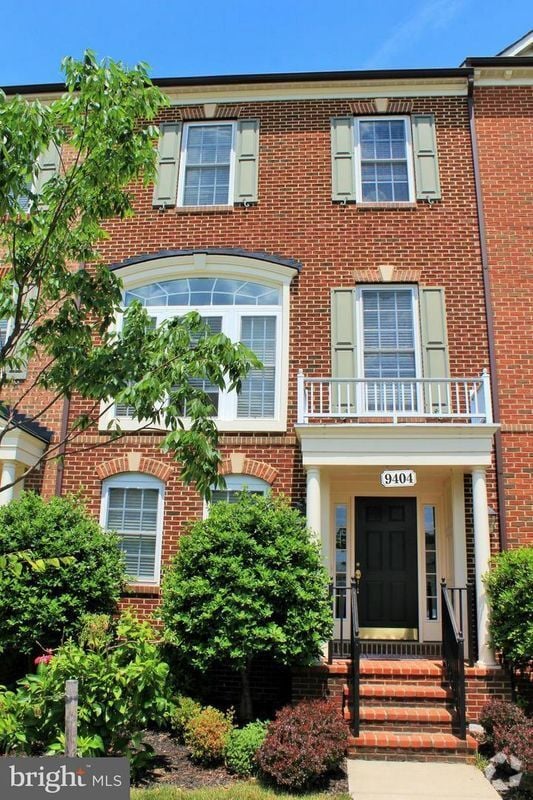 Building Photo - 9404 Carriage Hill St Rental