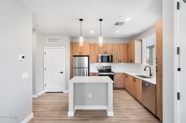 Photo - 17365 W Lower Buckeye Rd