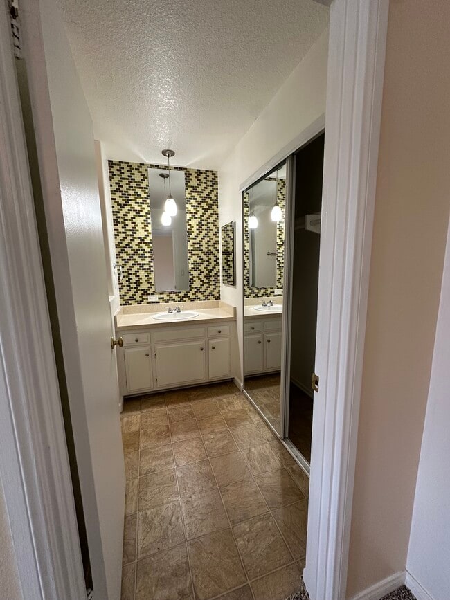 Plan B - Bathroom