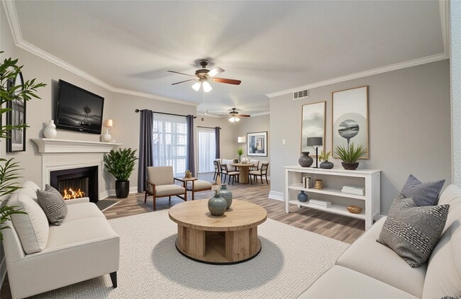 Photo - 9707 Richmond Ave. Unit 11