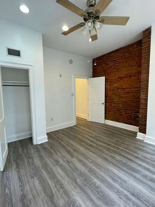 Photo - 612 W Norris St Unit 2R