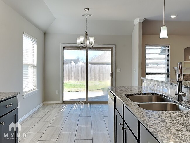 Photo - 480 Holly St