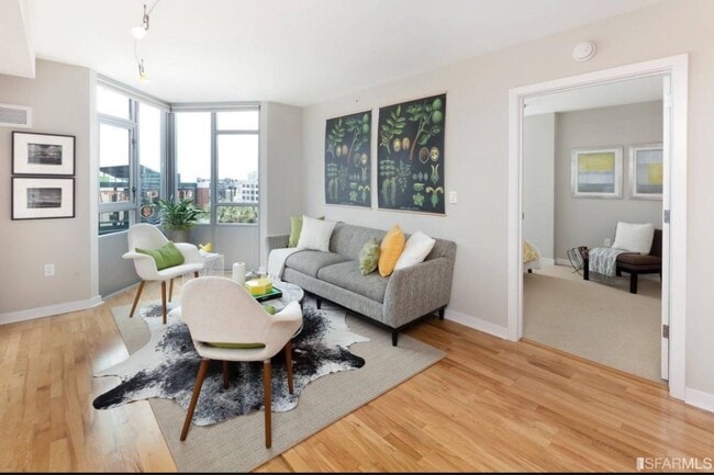 Building Photo - 170 King St Unit 805 Rental