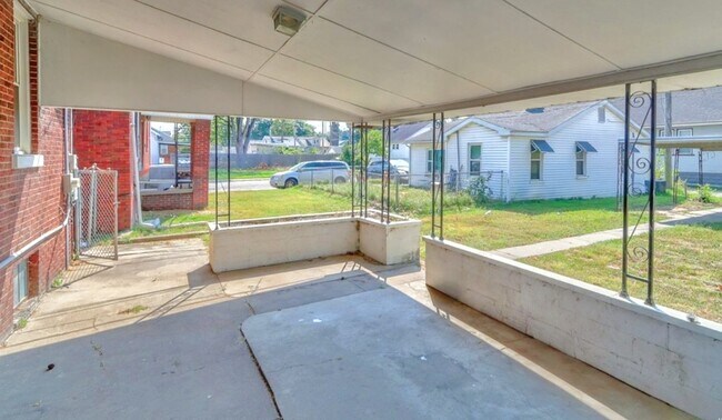 Photo - 1263 Washington Ave