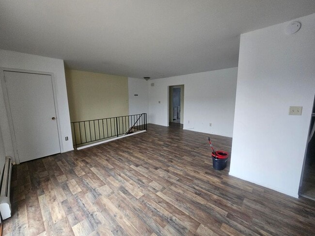 Photo - 4 Fortune Rd W