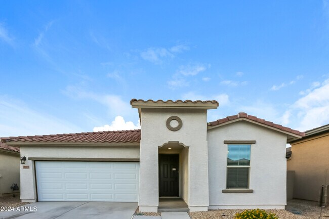 Building Photo - 2743 W Apollo Rd Rental