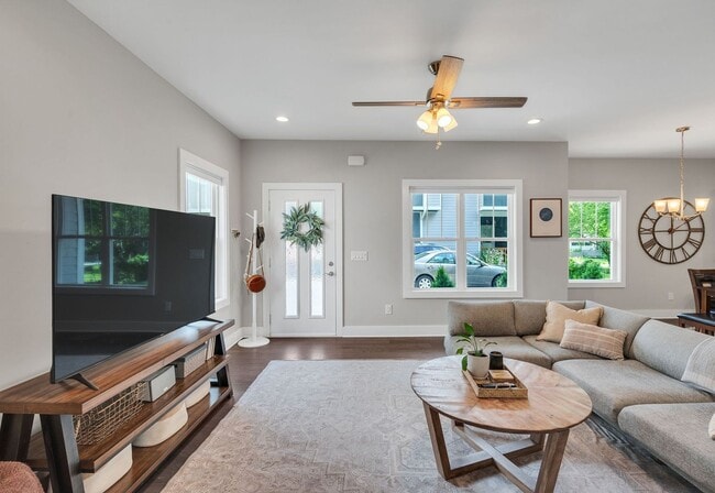 Photo - 1308 Litton Ave