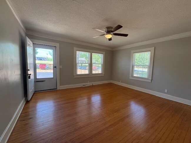 Photo - Cute Bungalow home with hardwoods - 2 bedrooms, 1 full bath - nice size yard