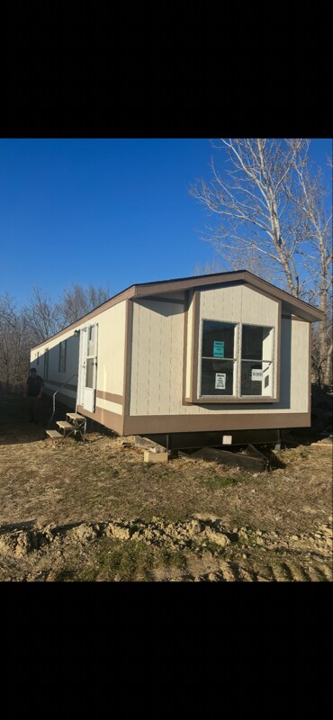 Photo - 317 E Monroe St