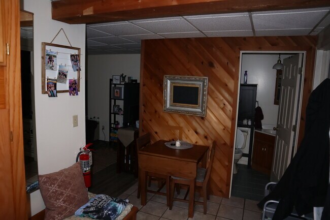 Photo - 415 East St Unit B